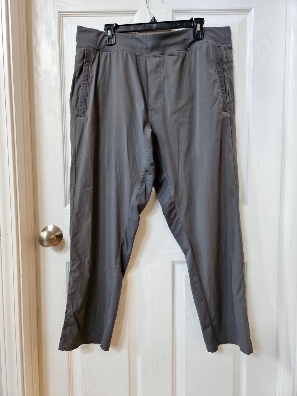 Lululemon Commission Pants Men's XXL Gray Stretch Golf Travel 38x28